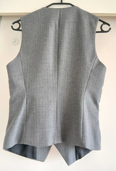 Vesta dama ZARA masura XS eleganta office business casual gri nepurtata cu eticheta