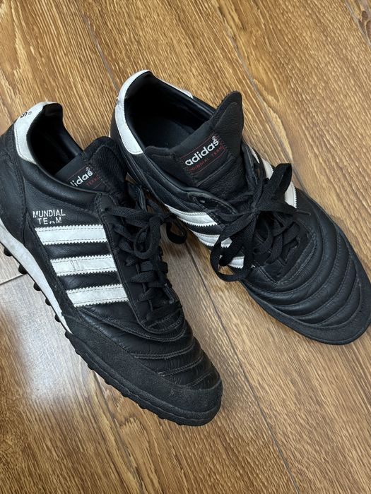 Adidas mundial , бутсы
