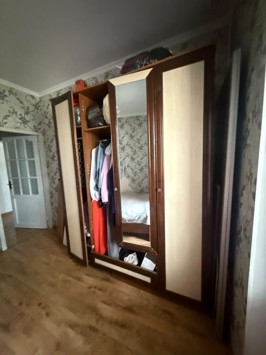 Продаю мебель в спальню