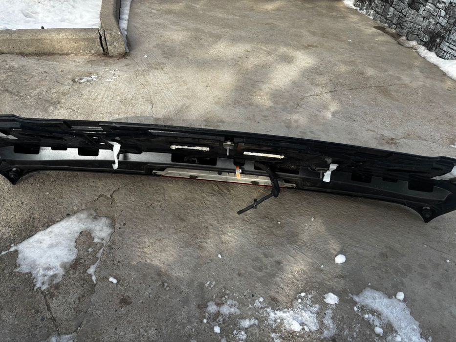 Продам сполер BMW  X 5 E 70