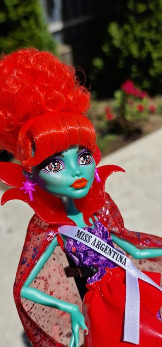 Monster High Beetlejuice Miss Argentina