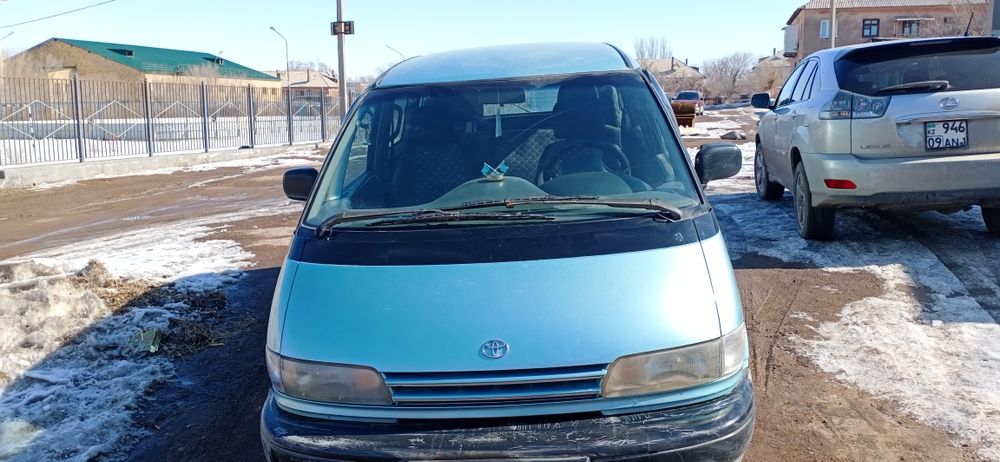 Тойота превия минивэн