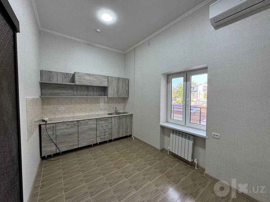 Сдается в аренду Офис 200 м2, Глинка, 8 роддом