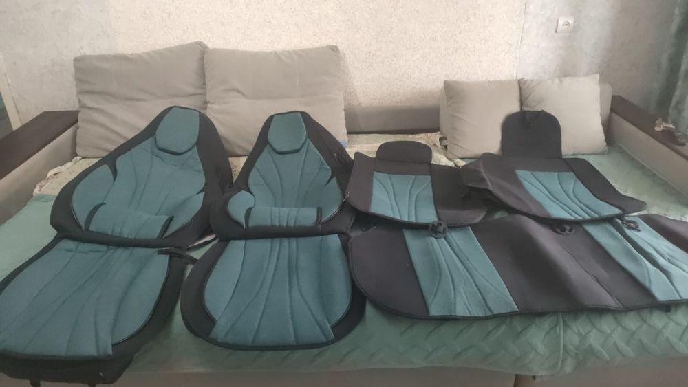 Продам чехлы и коврики от Мгранда.