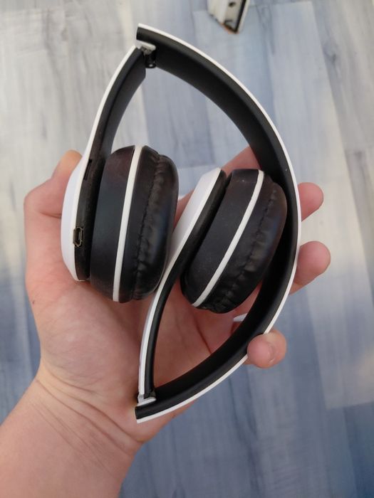 2 perechi de casti bluetooth