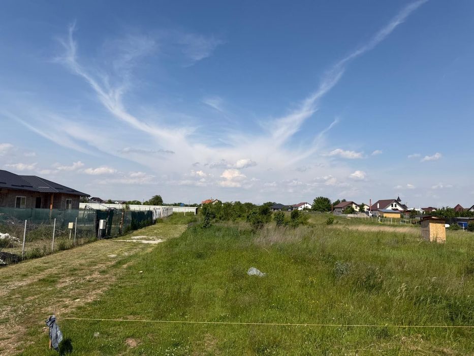 Vand 900mp Teren Intravilan Dumbrava Rosie