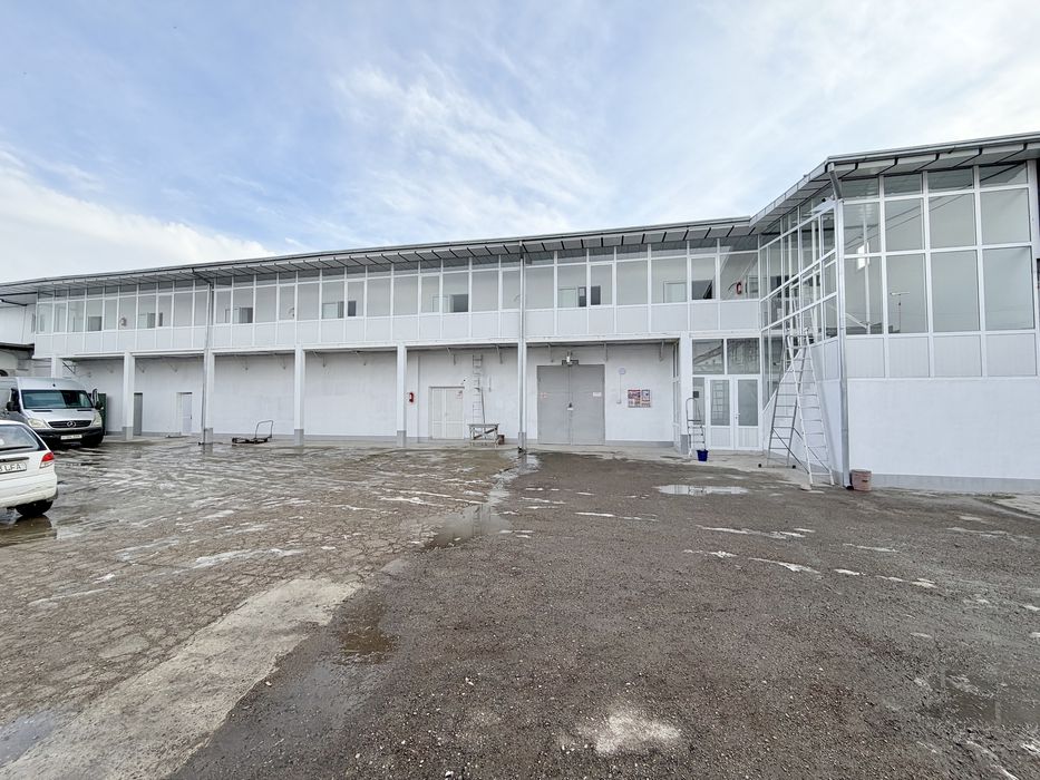 Сдам в аренду под офис или под склад 2-й этаж