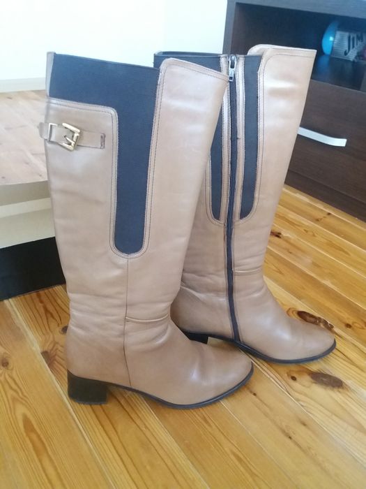 Дамски боти и ботуши