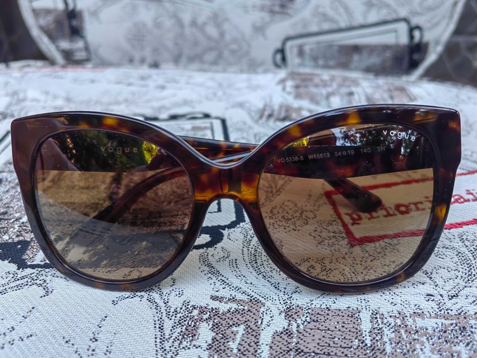 Слънчеви очила Vogue
