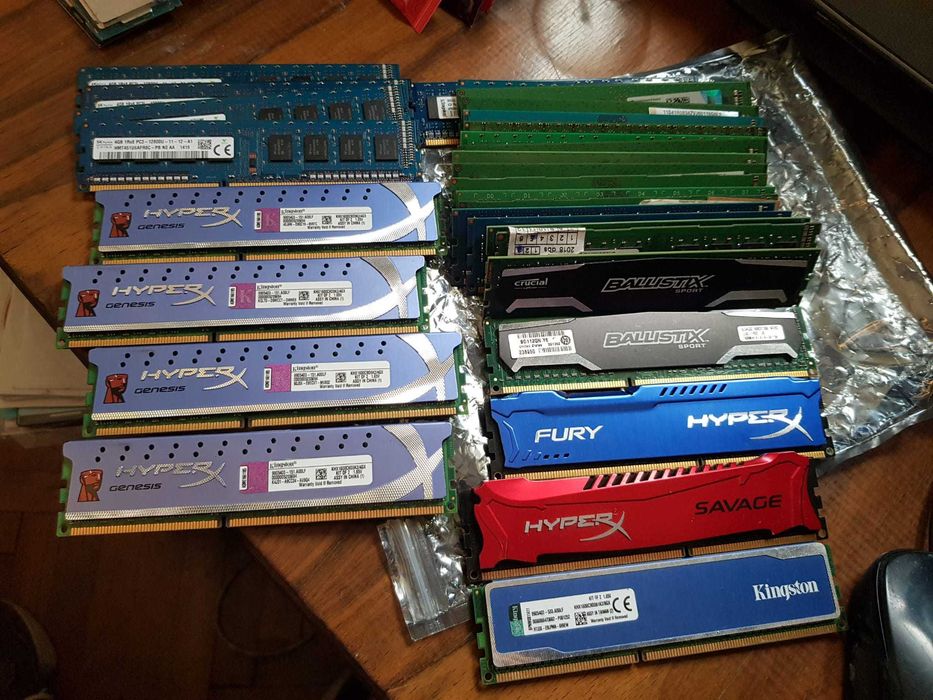 Memorie Ram DDR3 DDR3L XMP 4 8 GB 16 Giga Hyper X Crucial Corsair G.Skill Kingston Samsung SK Hynix Module Dual Quad Channel