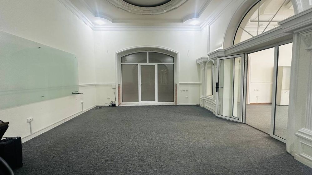 Аренда офиса М.Горкий 500м от метро 15$м2
