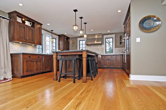 Циклене 8 €. м2 (паркет/дюшеме) Благоевград