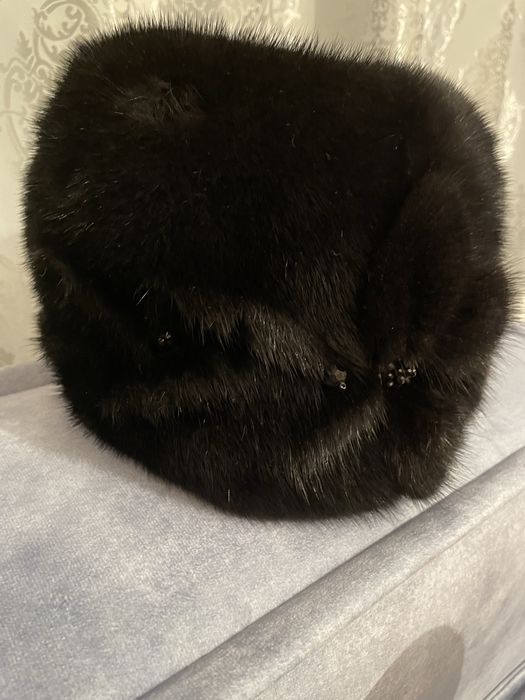 Продам норковую шапку