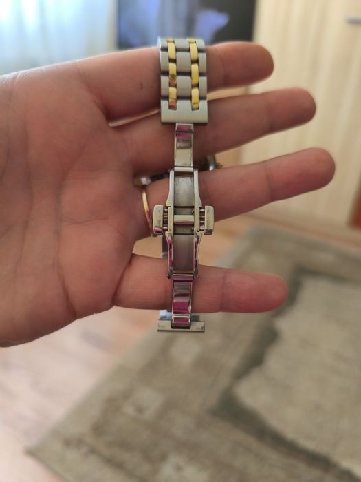 Дамски часовник Сертина.