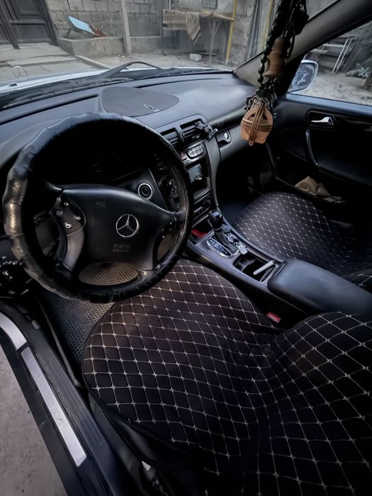 Mercedes-Benz С 240