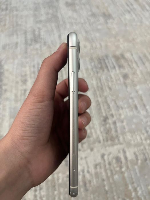 IPHONE 11 хороший
