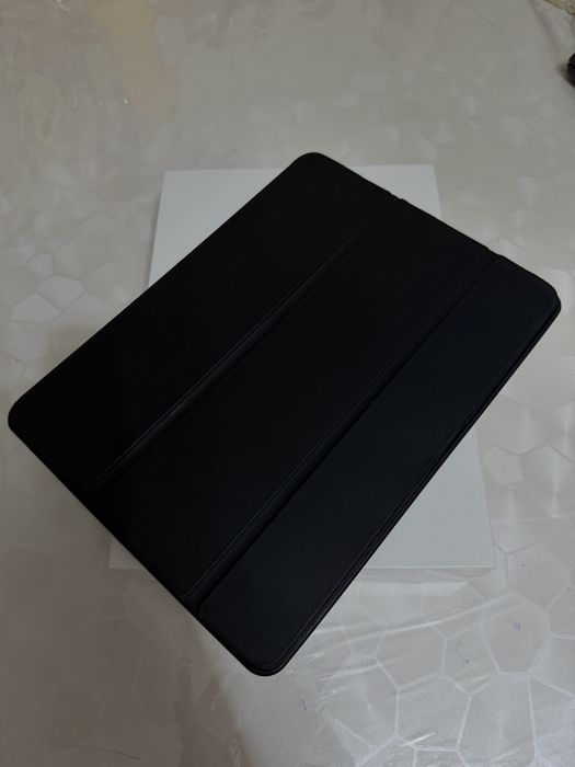 Продаю Ipad 8 поколение