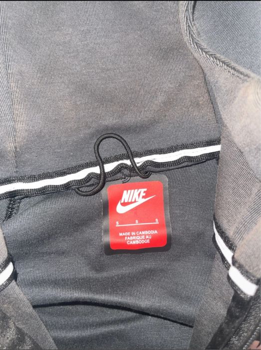 Hanorac nike tech central cee