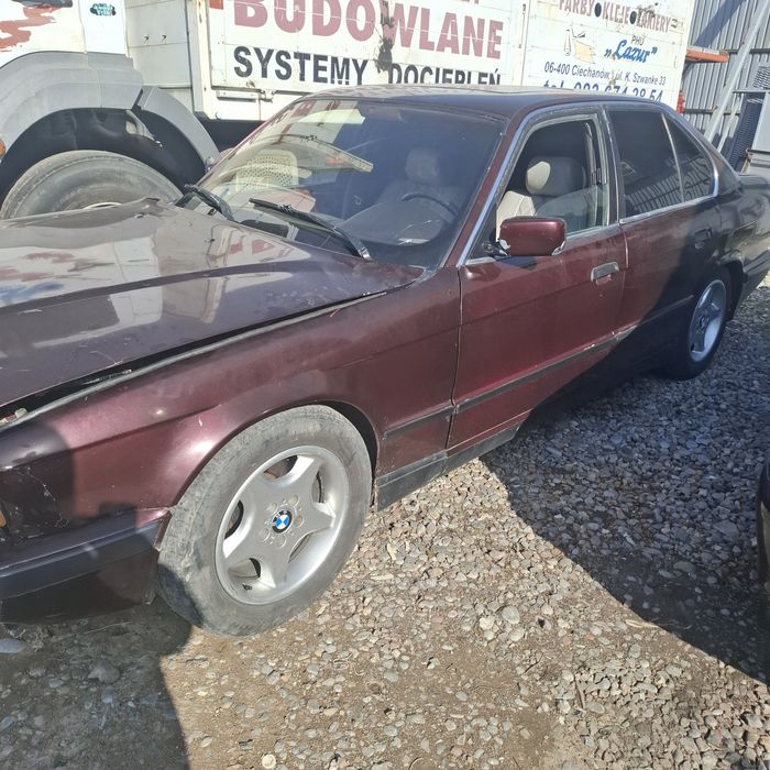 Продам БМВ 525 е34