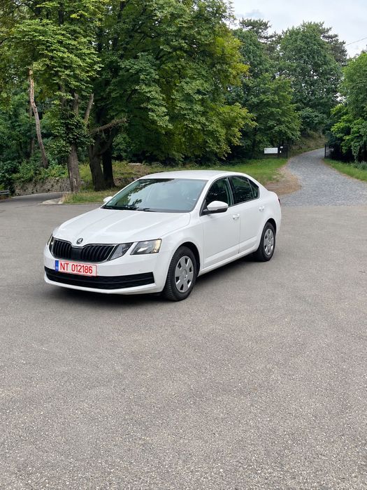 SKODA Octavia 2019 — imagine 3