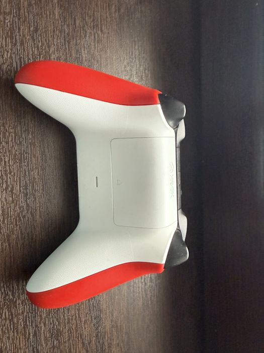 Controler Xbox One/S/X nefolosit rosu