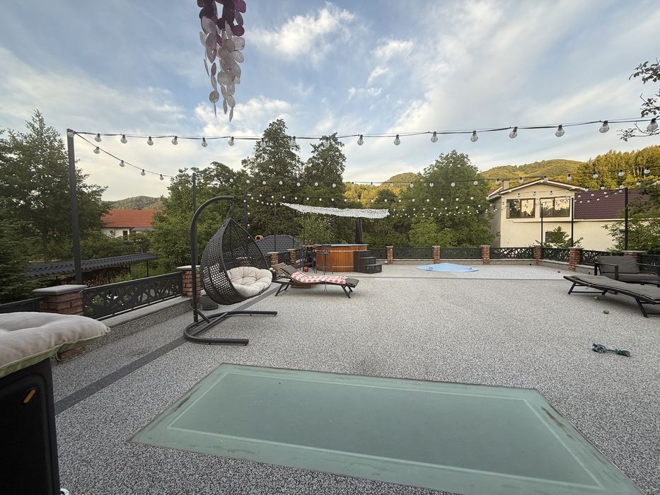 Cabana (Casa De Vacanta)1400 pe noapte Cu ciubar!!!