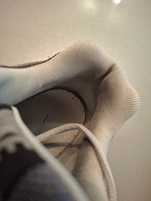 Nike Initiator 42.5 UK8