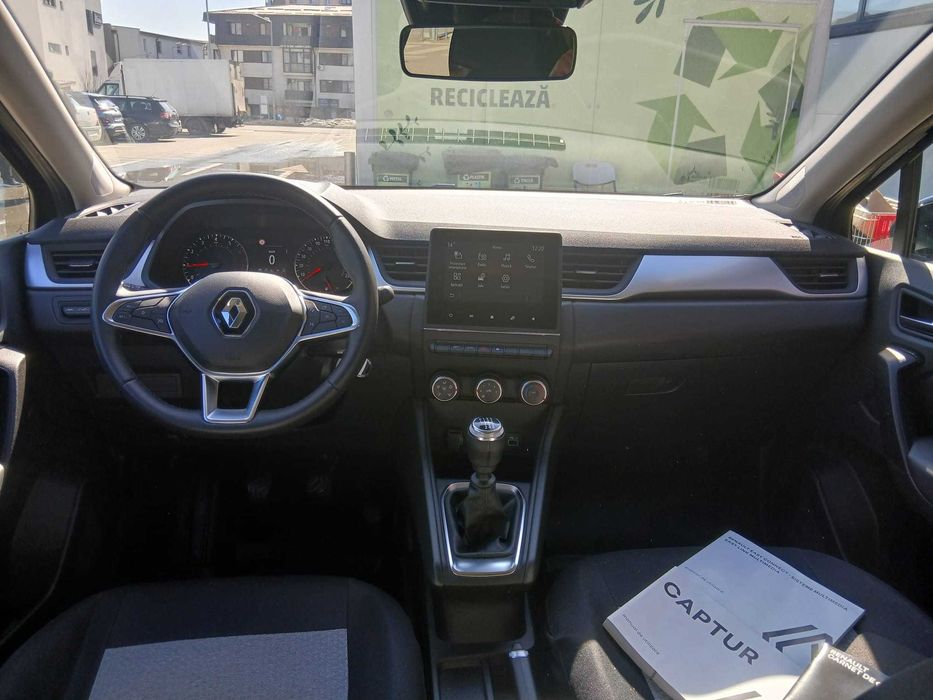 Renault Captur 2023 Noiembrie in Garantie