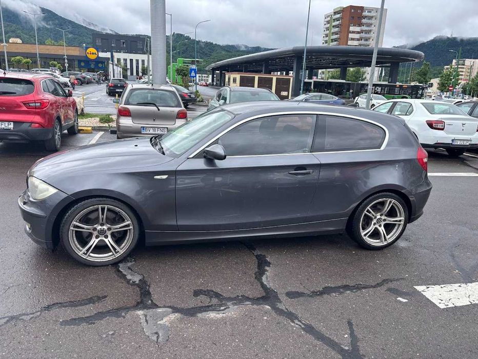 Vand BMW seria 1 123d 204CP