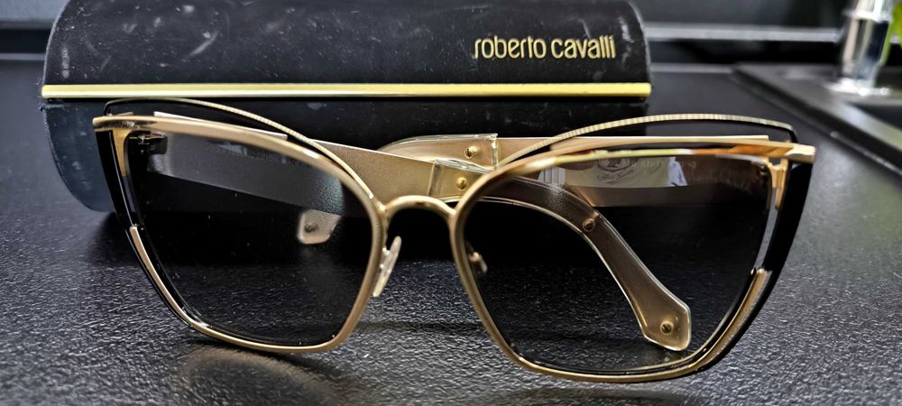 Слънчеви очила Roberto Cavalli