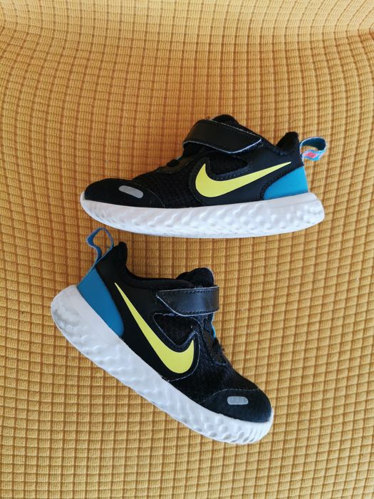Adidași copii Nike 22