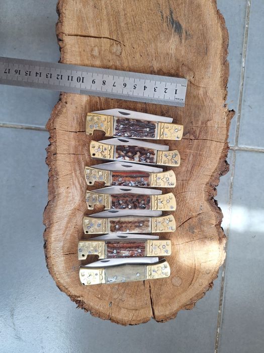 Briceag făcut manual.