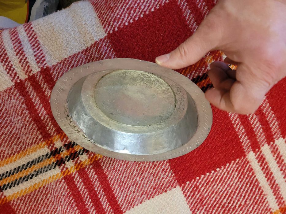 Чиния бакърена – размер –диаметър – 22 см; запазаена автентична;