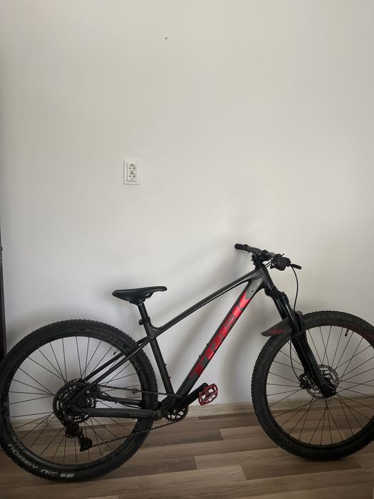 Trek Marlin 5 2025 NU TRIMIT/schimb cu pc gaming