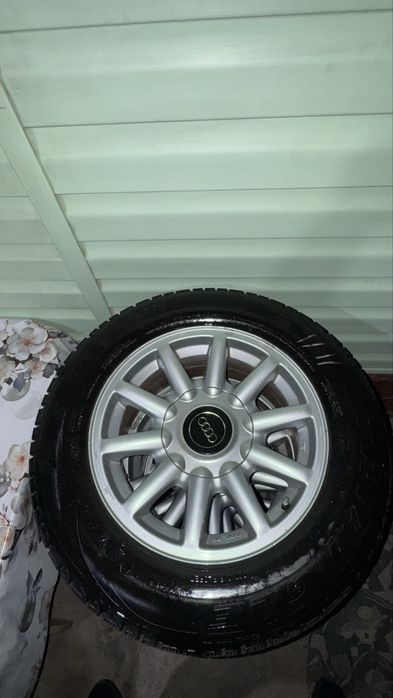 Продам комплект колес