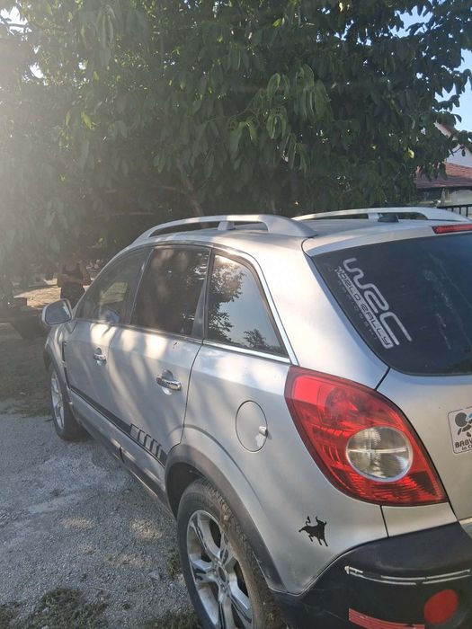 Vând Opel antara an 2008  preț negociabil