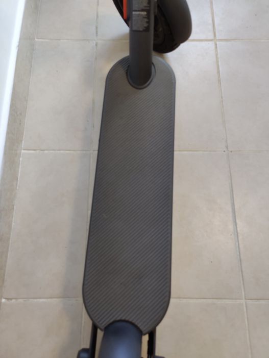 Trotineta xiaomi 4 ca noua