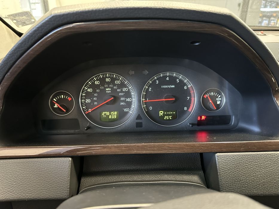 VOLVO XC90 V8 4.4