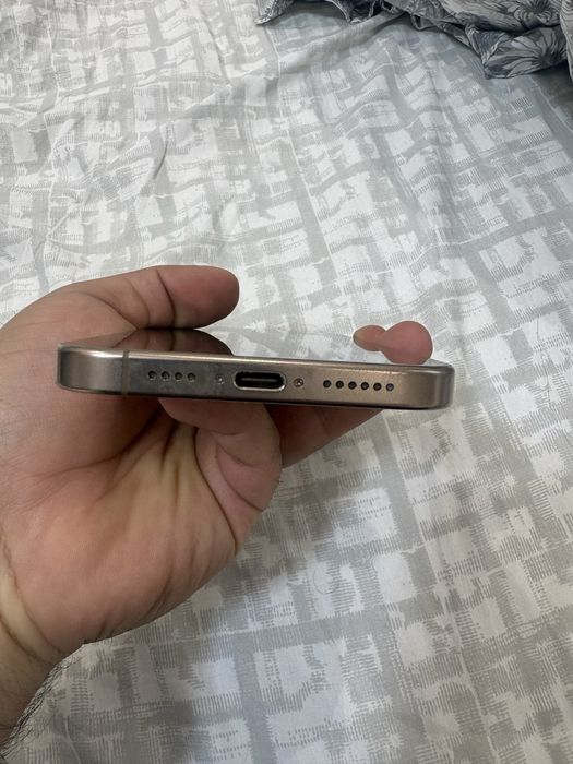 Iphone 16pro max desert titanium 256gb