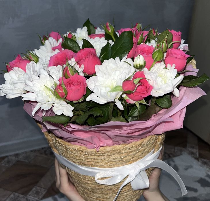 Цветы в корзине , 8000тг