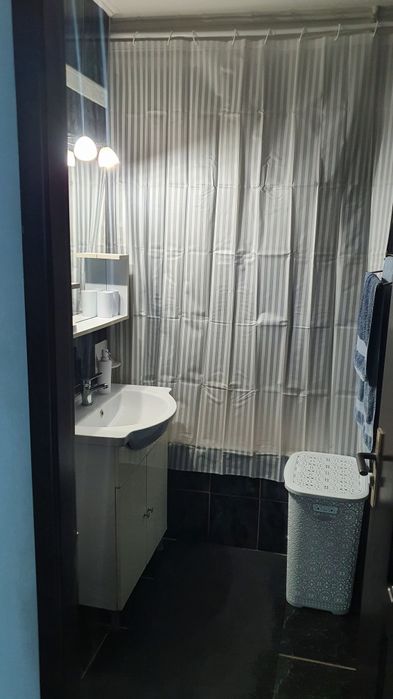 Apartament 3 camere, et.1/4, Str.Traian Vuia, intre P-ta Crang si Spiru Haret.