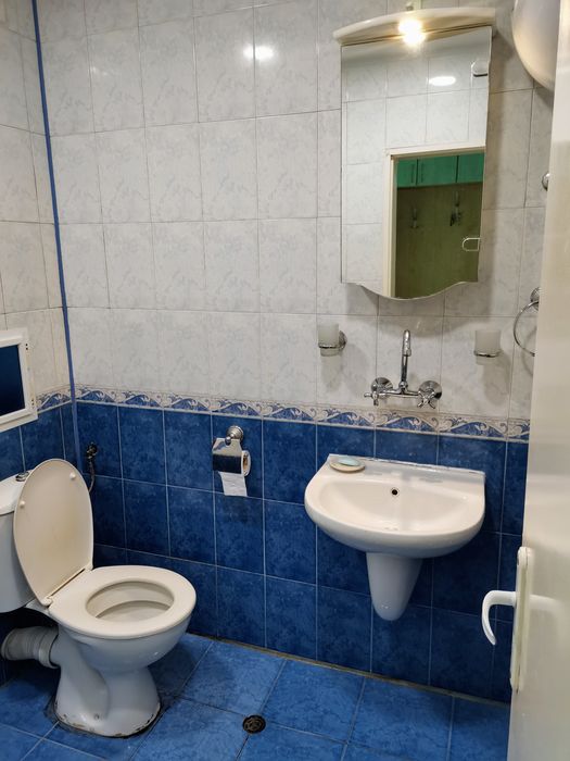 Дава се под наем Двустаен апартамент в Бургас, Меден рудник - зона Б - 78 кв.м за 331.5 € - Снимка #7