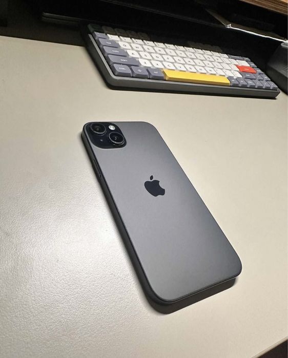 Iphone 15 BLACK - 128 G - bat 100% - liber - 2200 ron !