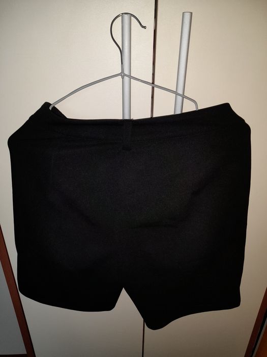 Pantaloni scurti dama cu buzunare S