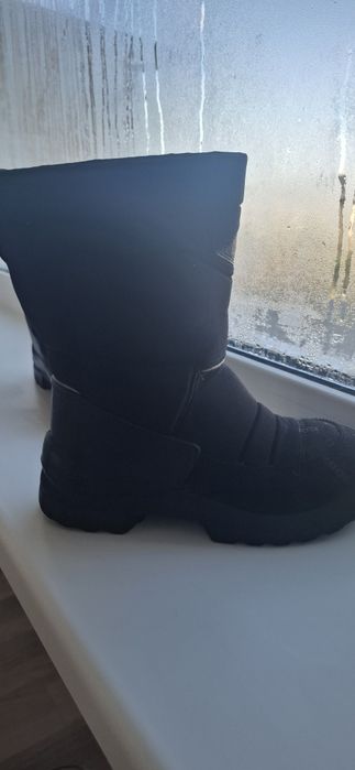 Продам детские сапожки