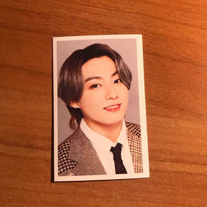 Фотокарты с Чон Чонгуком. Кулон в подарок