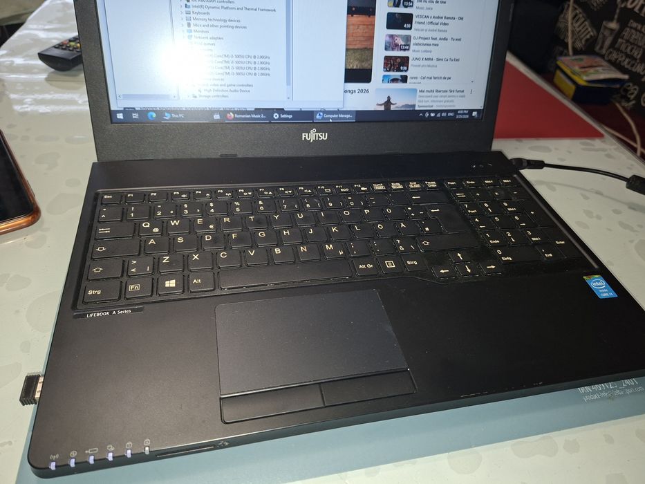 Fujitsu A555 cu Intel i3, gen5, 12 gb ram, Bluetooth,  baterie ok