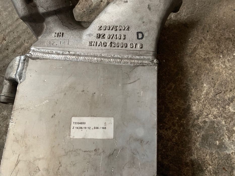 Радиатор интеркулер за БМВ/BMW  5 F10  7 F01   X5 F15  X6 F16