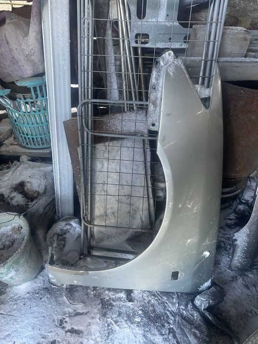 крыло камри 30-35