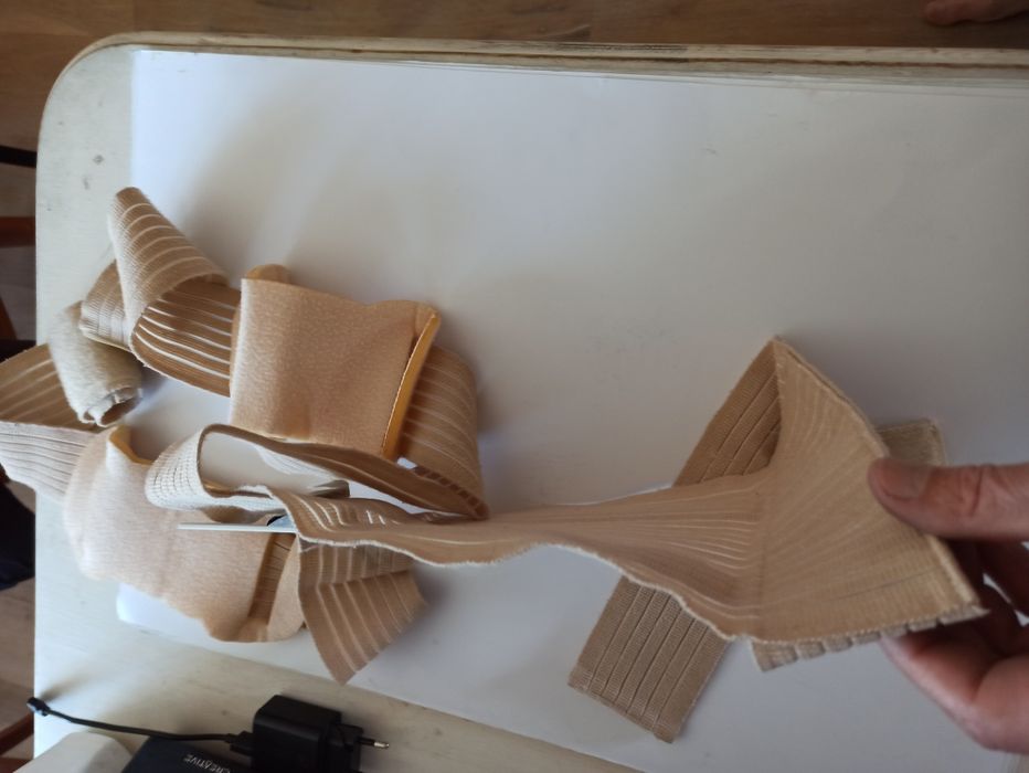 Детски корсет за изправяне на стойка